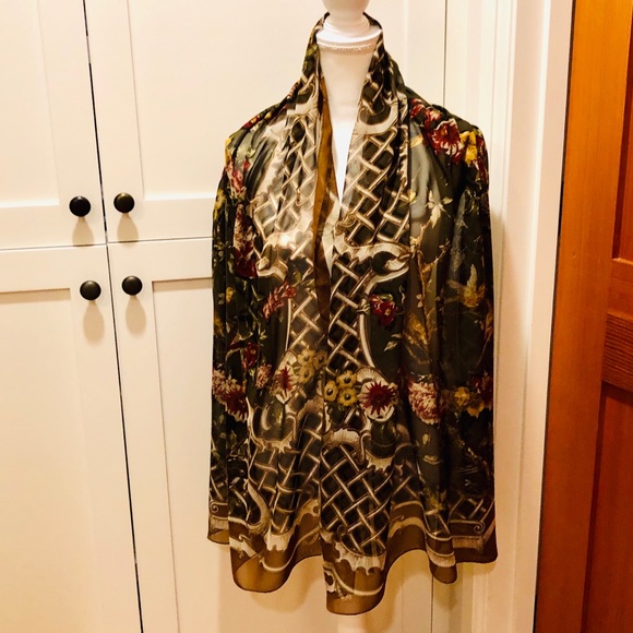 Valentino Accessories - Valentino Vintage Scarf